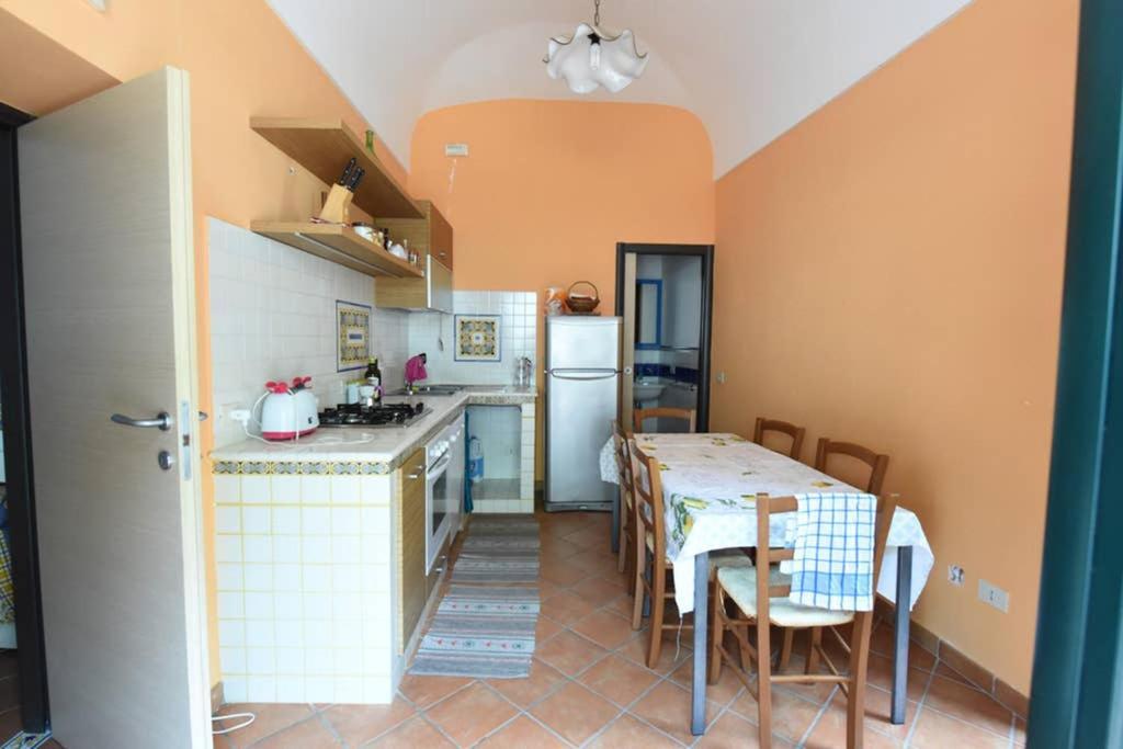 Casa Annali - House And Garden By The Amalfi Coast Villa Maiori Eksteriør bilde